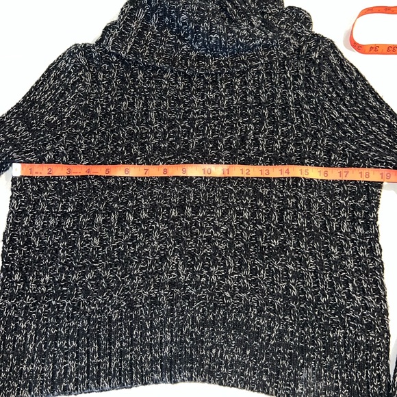 Free People Cropped Sweater Small Turtleneck - Picture 3 of 5